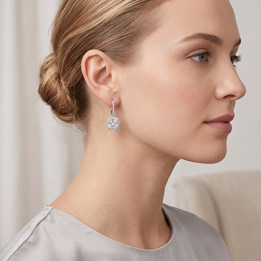 Boucles D'oreilles Pendantes Grand Coussin Et Rond 7.00 Carats Véritable Diamants Naturels Extraits des Mines ( et non cultivés en laboratoire )