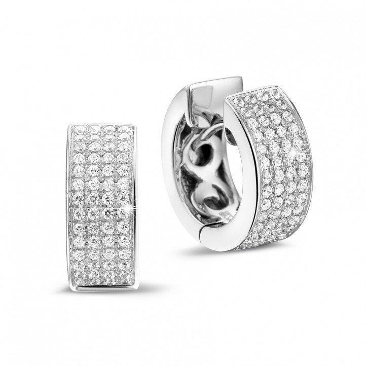 Boucles D'oreilles Cerclées En Or Blanc 14K Avec Véritable Diamants De Taille Brillante De 4,50 Carats
