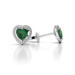 Boucles d'oreilles en émeraude Vert taillée en cœur de 3.80 carats avec diamants ronds