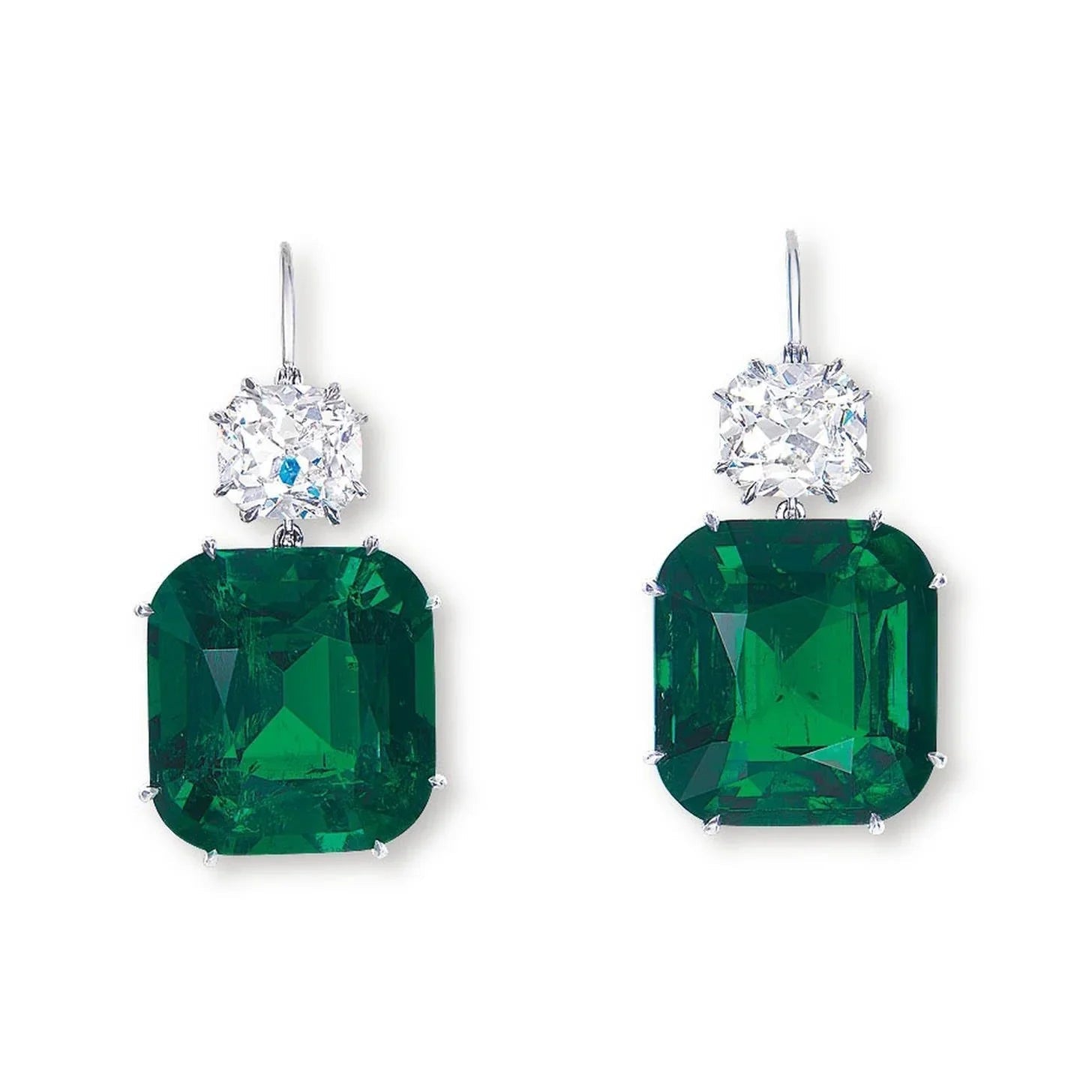 Boucles d'oreilles pendantes émeraude Vert 6.80 ct avec diamants en or blanc 14k
