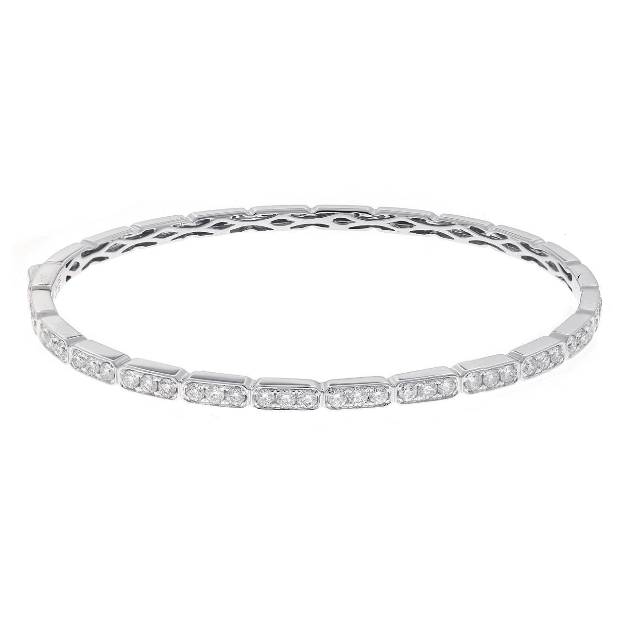 Bracelet Jonc En Véritable Diamant Rond Et Micro Pavé De 4 Carats Avec Or Blanc De 14K