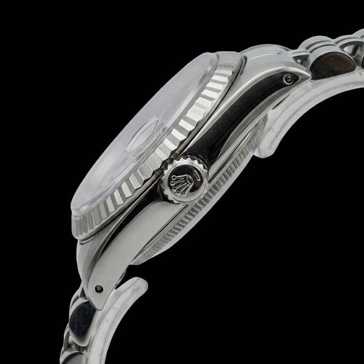 Cadran romain bleu lunette cannelée dames date juste montre rolex acier inoxydable