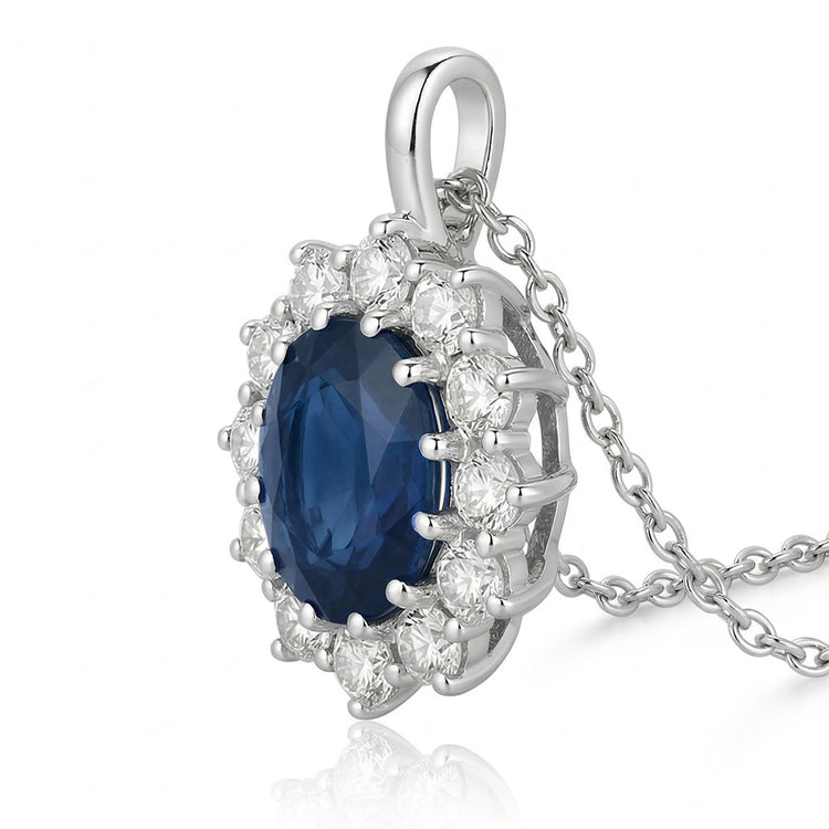 Collier Pendentif Saphir Bleu Ovale Avec Diamants Naturels Extraits des Mines ( et non cultivés en laboratoire ) Or Blanc 2.70 Ct