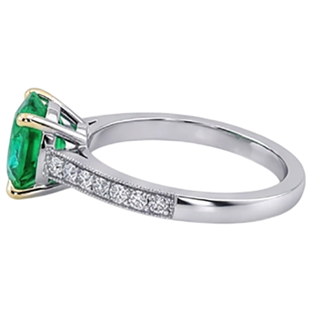 Brillant Émeraude Colombienne Bague avec Gemme 2,50 carats – vue de profil