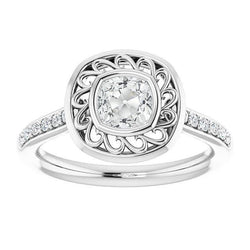 Coussin Halo De Style Ancien Avec Aague En Réel Diamant Taille Ancienne Sertie De 3.65 Carats