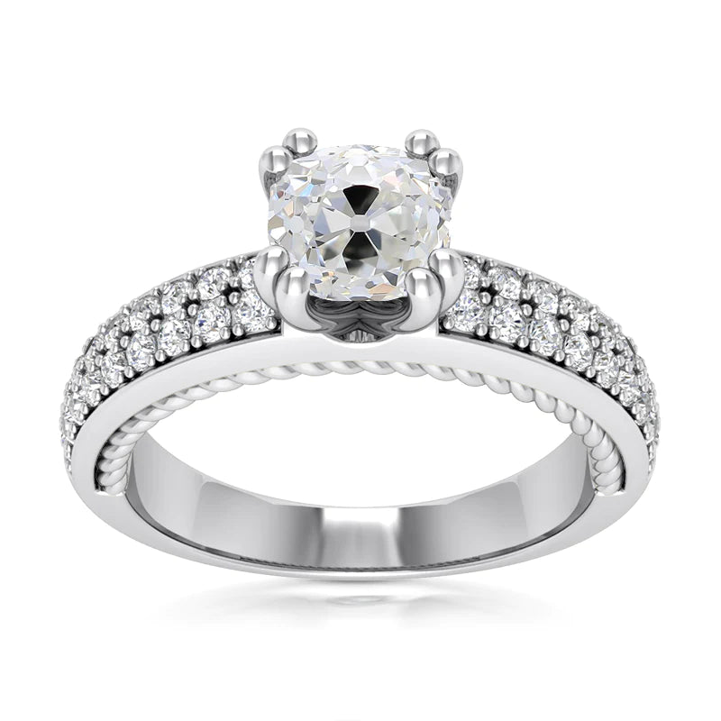 Coussin Old European Réel Diamond Ring Double Prong Set 4.75 Carats