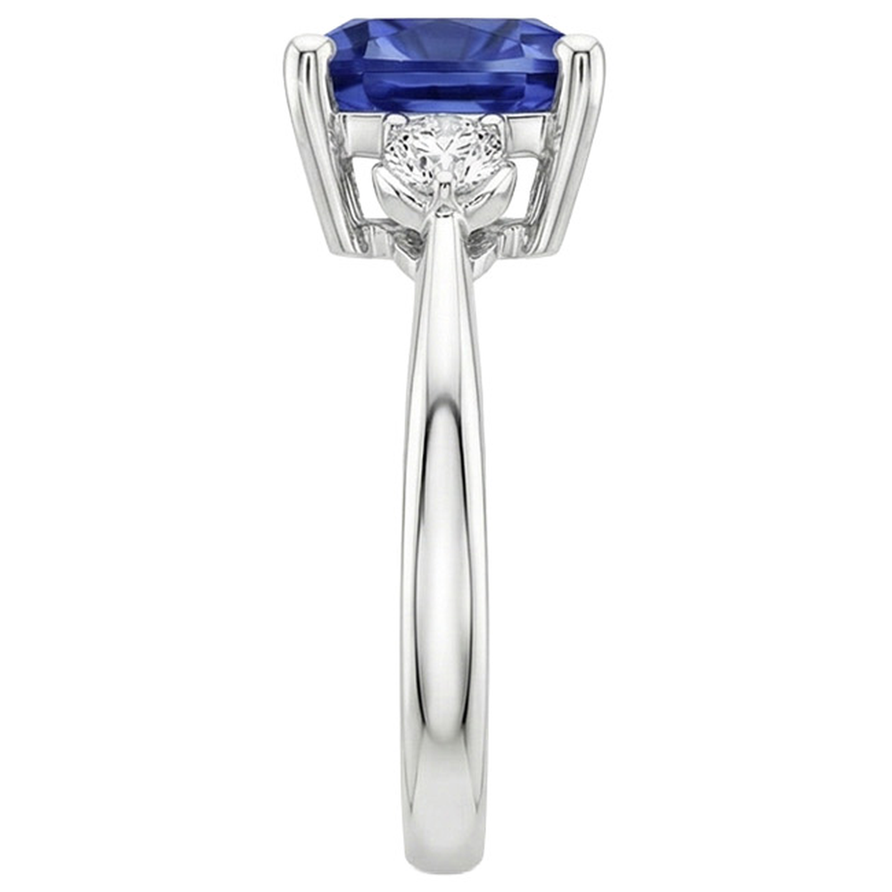 naturel cushion saphir 2.75carats bague sur blanc