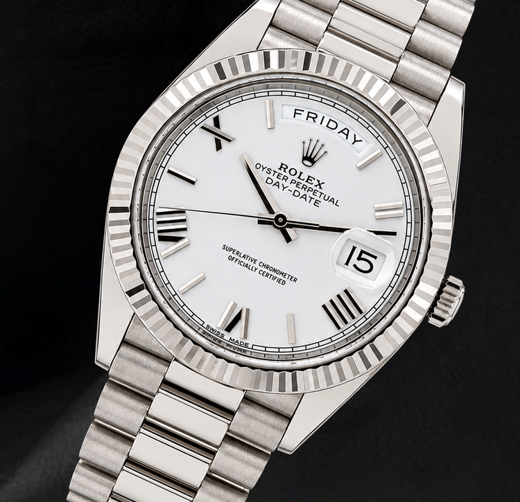 Montre Rolex Day-Date 228239 40 mm Cadran Blanc Chiffres Romains Or Blanc 18 carats