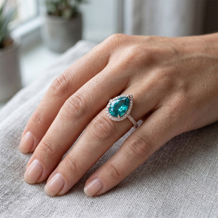 Diamant Bleu Diamant Bague Sertie Halo 3,5 carats – Or Rose 14