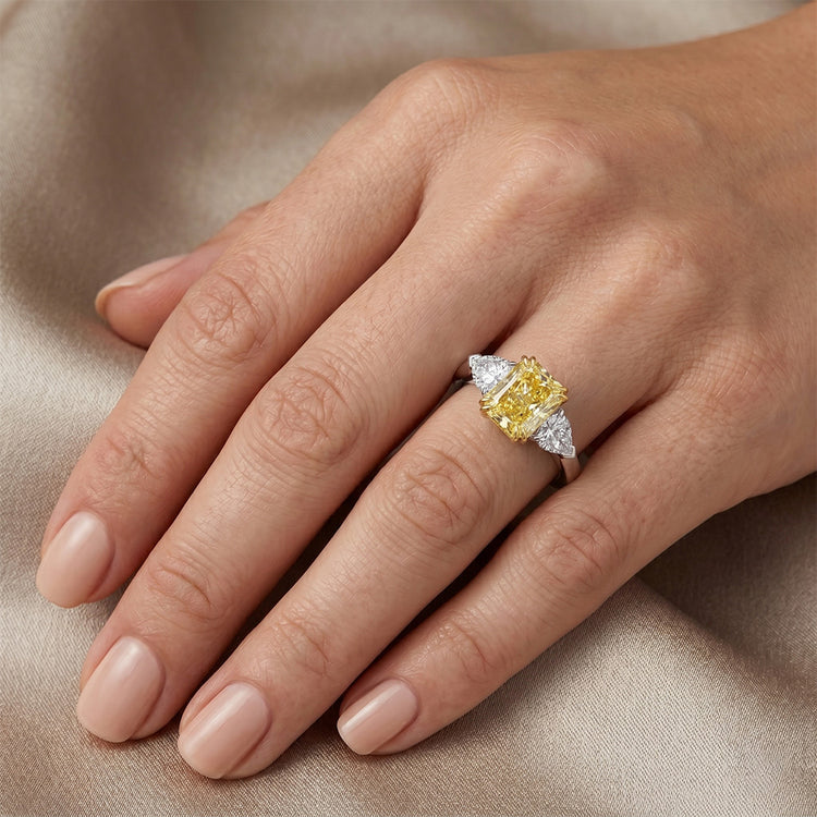 Diamant Canari VVS Trilogie – 2 carats en Or Bicolore 14 Carats