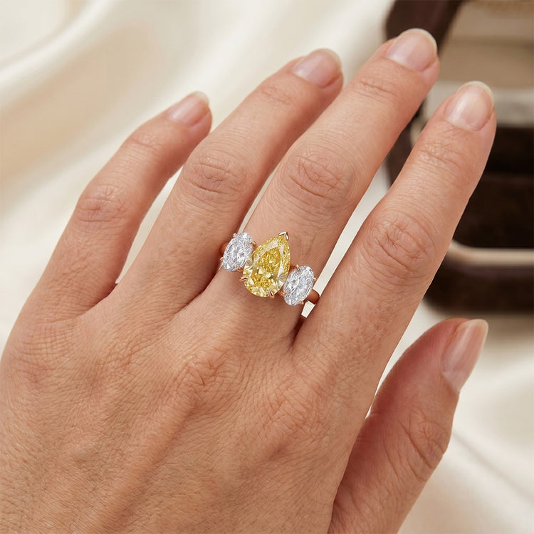 Diamant Jaune Canari VVS Bague Trilogie – 2 carats en Or Rose 14