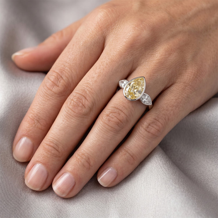 Diamant Jaune Fancy Bague Joaillerie – Pureté VVS 2,75 carats Or