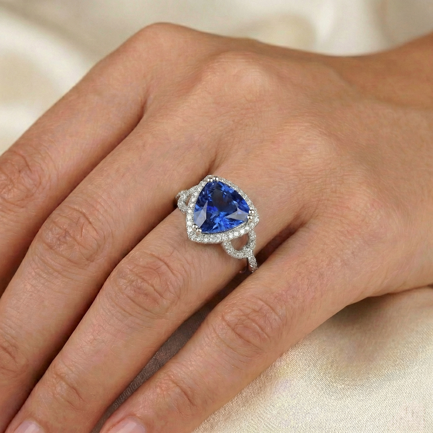 naturel round saphir 3carats bague avec accents diamants