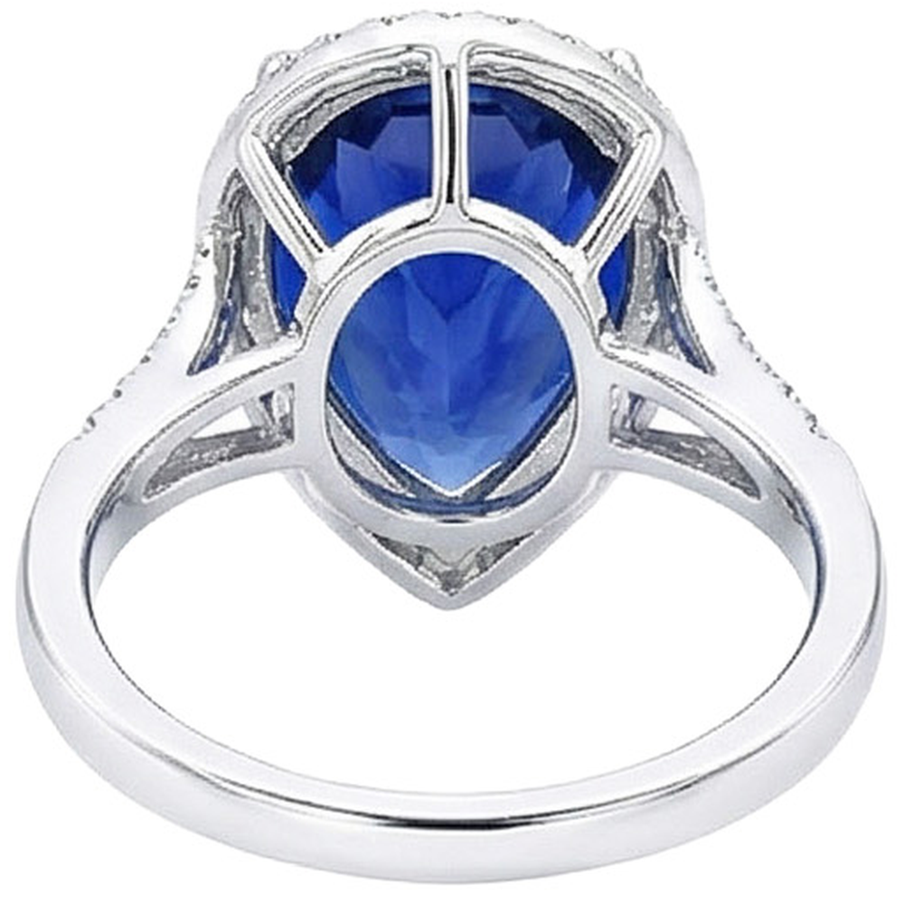 naturel oval diamant 7.50carats bague sur blanc