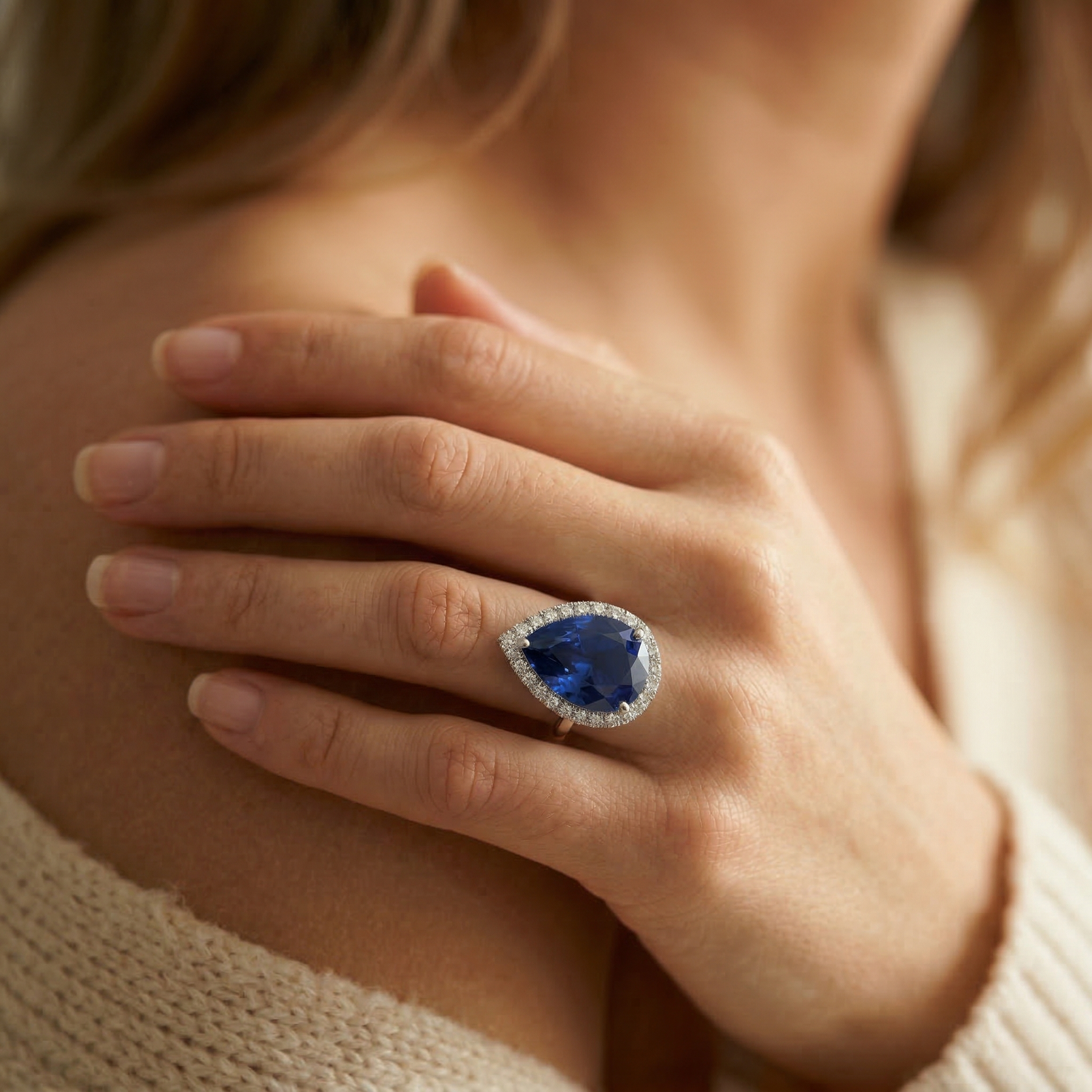naturel oval diamant 7.50carats bague avec accents diamants