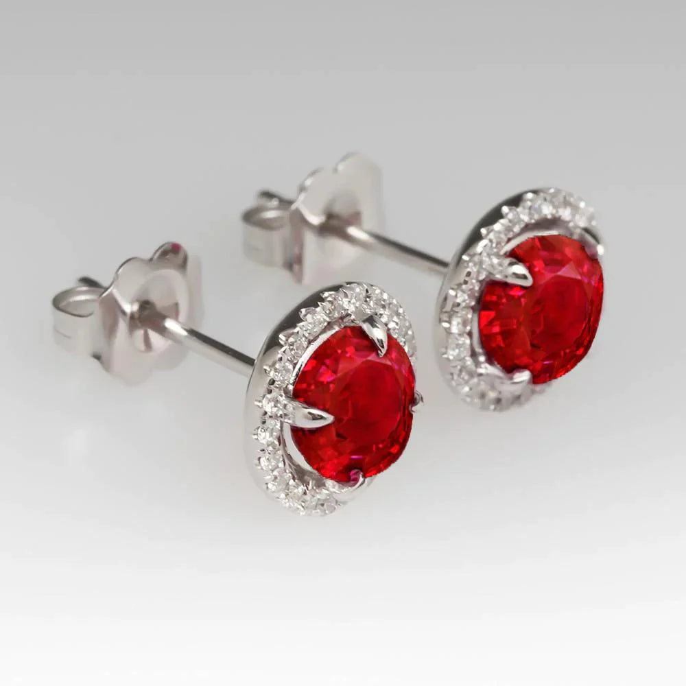 Rubis Sang de Pigeon Taille Ovale Gemstone Earring en Or Blanc 14 Carats – vue principale