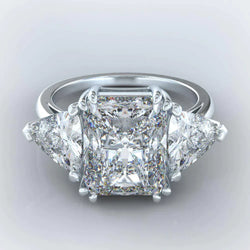 Haut de gamme Taille Radiant Diamant Fin Trilogie – 9 carats Or
