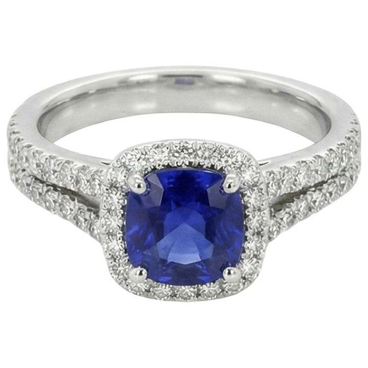 naturel cushion saphir 3.20carats bague angle de côté