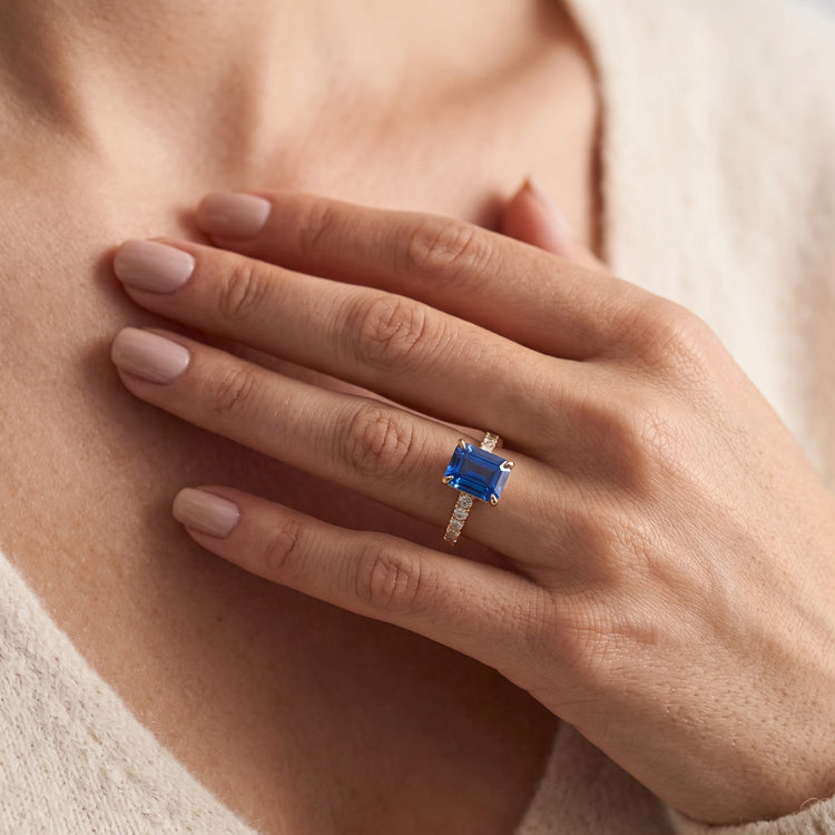 Femmes Diamant Rond Bijoux Nouvelle Bague Radiant Ceylan Saphir 4 Carats