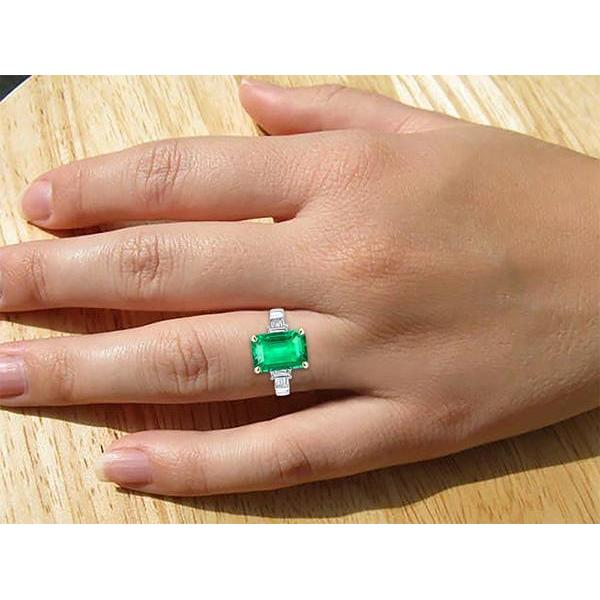 Grande Bague en Pierre Précieuse Emeraude Verte Diamant Extrait de la Terre Naturelle Bijoux Femmes