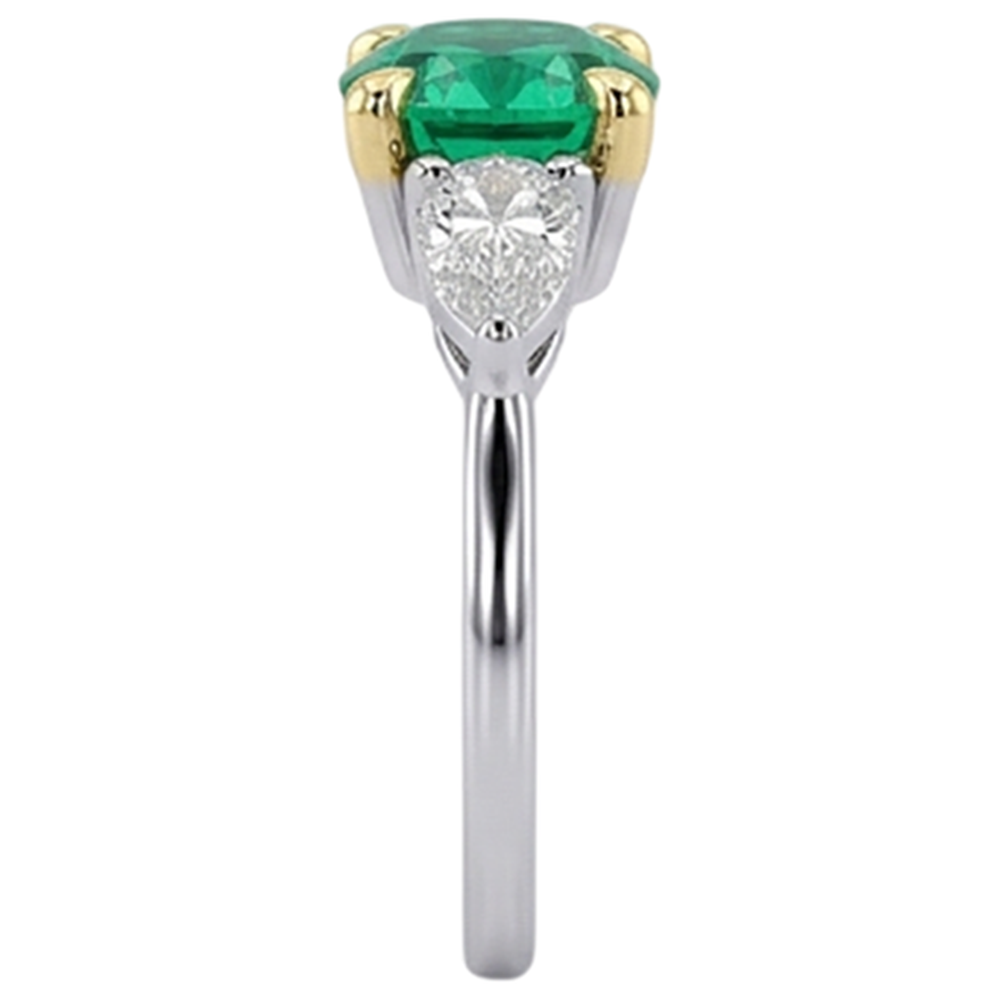 Émeraude Fine Taille Ovale Bague Pierre Précieuse en Or Bicolore 14 Carats – vue de dessus