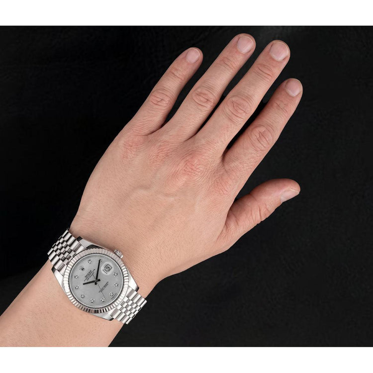 Montre Rolex Datejust 41mm en Acier Inoxydable avec Cadran Diamants en Nacre et Bracelet Jubilé