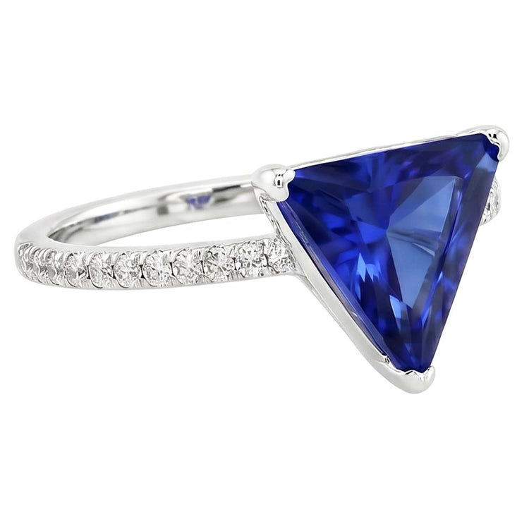 Hidden Halo Ceylan Sapphire Trillion Gemstone Ring Diamond Accentué