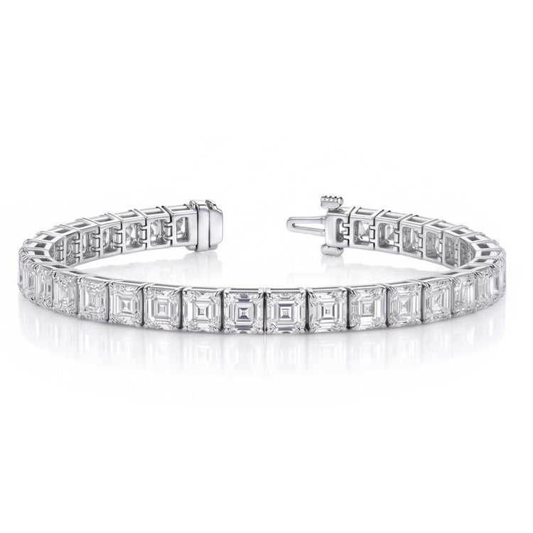 Le Bracelet Le Plus Cher Avec Des Véritable Diamants Naturels Extraits des Mines ( et non cultivés en laboratoire ) Asscher