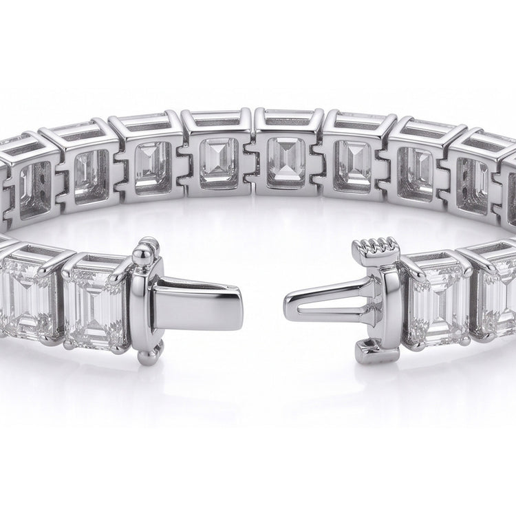 Le Bracelet Le Plus Cher Avec Des Véritable Diamants Naturels Extraits des Mines ( et non cultivés en laboratoire ) Asscher