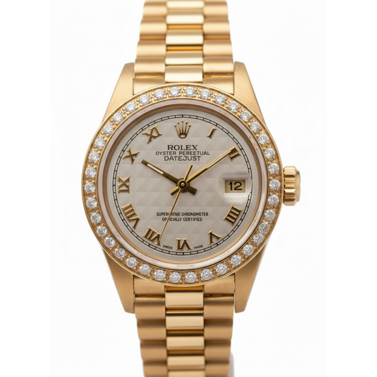 Lunette diamant Pyramide Cadran romain Rolex Datejust montre président still or jaune