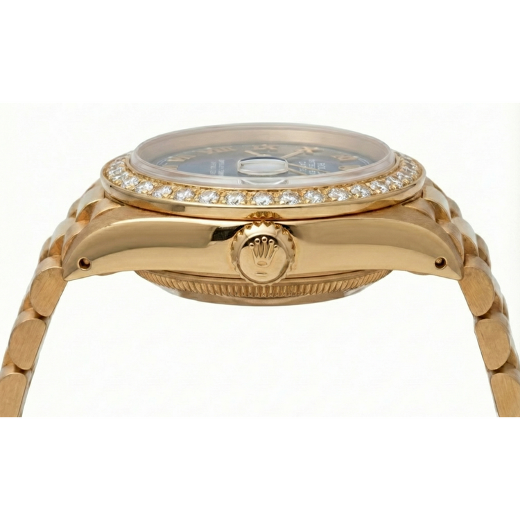 Lunette diamant cadran romain bleu Rolex or jaune président still montre Datejust