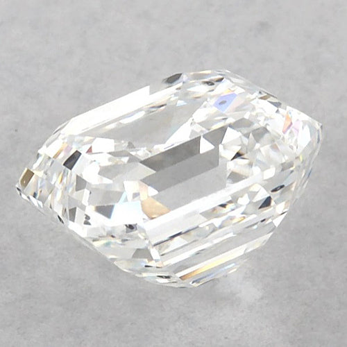 Diamant Asscher 1 carat, taille E FI, très bonne qualité