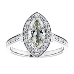 Brillant Bague Solitaire avec Accents – Coussin Antique 2,50