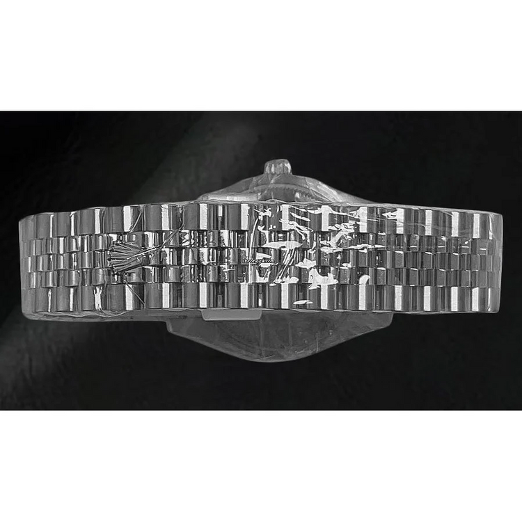 Artisanal Rolex carats – vue d'angle