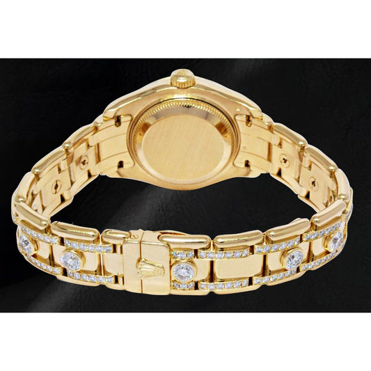 Montre Rolex Pearlmaster en nacre 29 mm en or jaune 18 carats et diamants pour femme