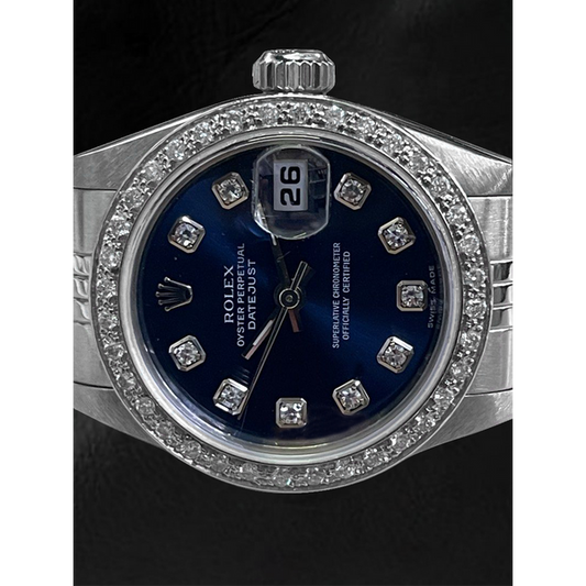 Montre Rolex Datejust 26 mm avec cadran diamant bleu foncé et bracelet jubilé en acier inoxydable
