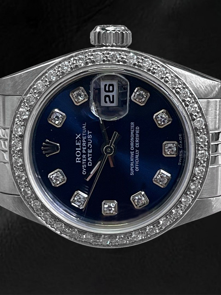 Montre Rolex Datejust 26 mm avec cadran diamant bleu foncé et bracelet jubilé en acier inoxydable