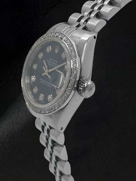 Montre Rolex Datejust 26 mm avec cadran diamant bleu foncé et bracelet jubilé en acier inoxydable