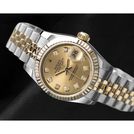 Montre Rolex Datejust Champagne avec cadran diamant et fermoir caché à réglage rapide 26 mm bicolore