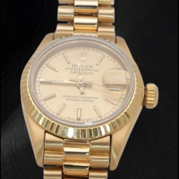 Montre Rolex Datejust style présidentiel 26 mm pour femme avec cadran champagne et or jaune