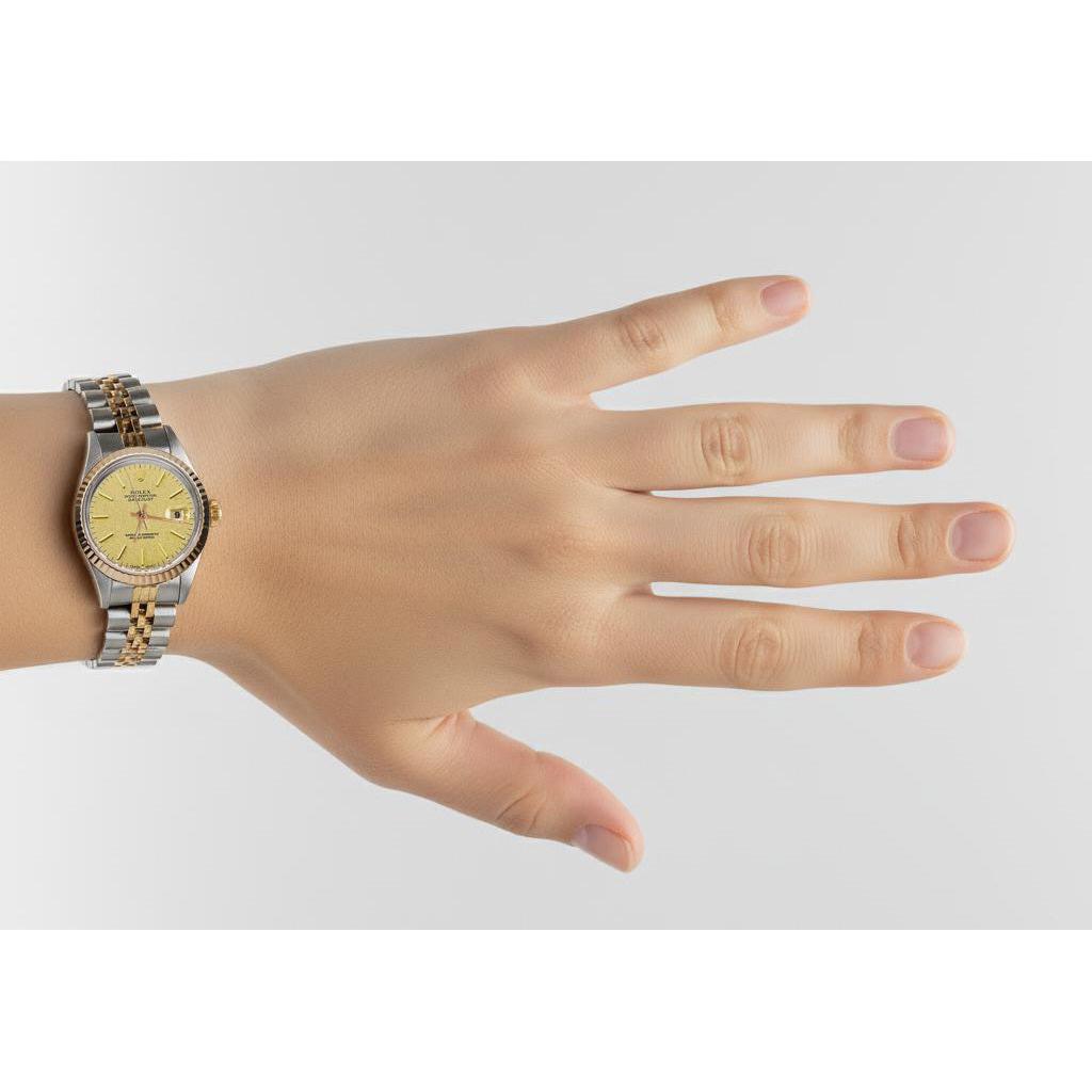 Montre Dame Champagne Bâton Cadran Rolex Lunette Or Jaune Jubilé P2
