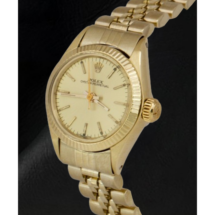Montre Rolex 24 mm avec cadran champagne en or jaune
