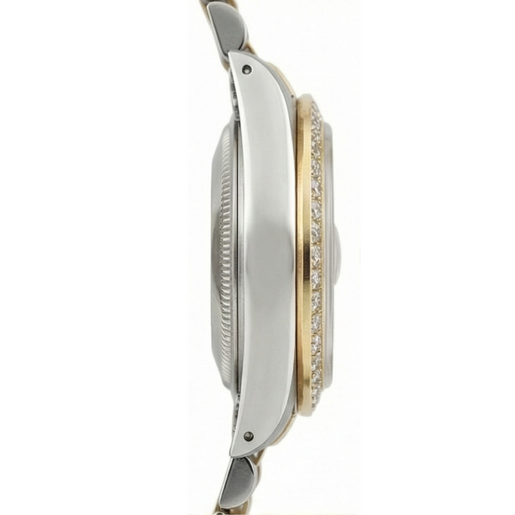 Montre Rolex Date-Just pour femme avec cadran saumon et lunette diamantée