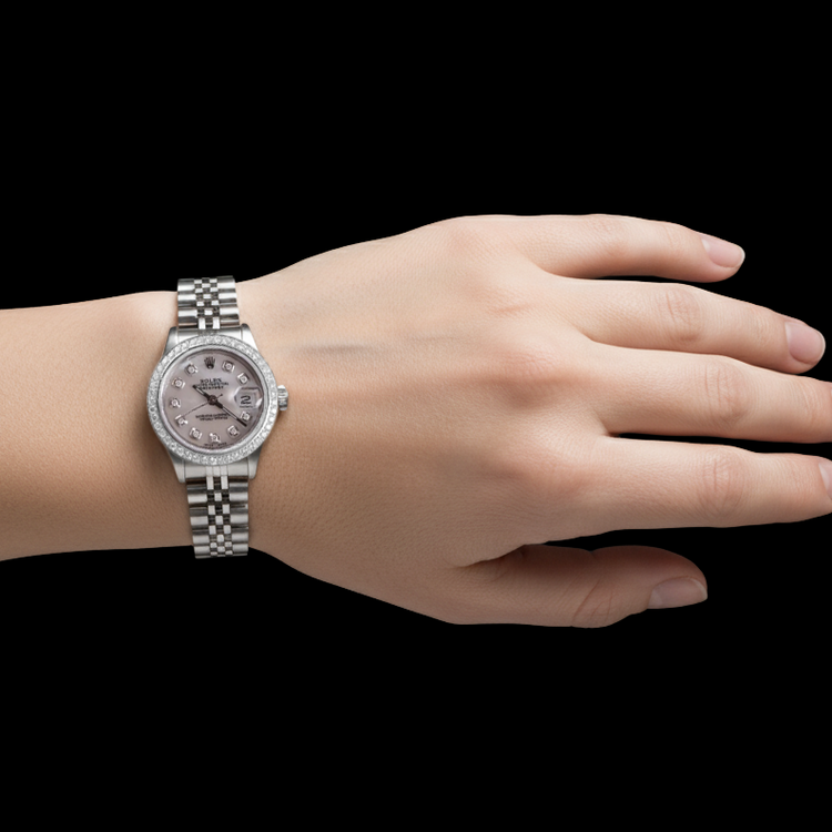 Montre Rolex Datejust 26 mm avec cadran en nacre blanche et lunette en diamant en acier inoxydable P1