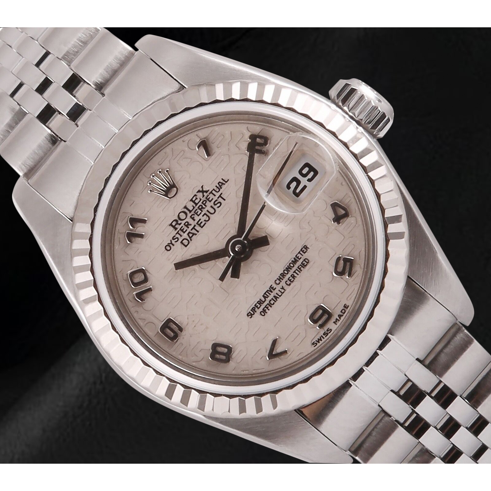 Montre Rolex Datejust 26 mm en acier inoxydable avec cadran blanc et chiffres arabes