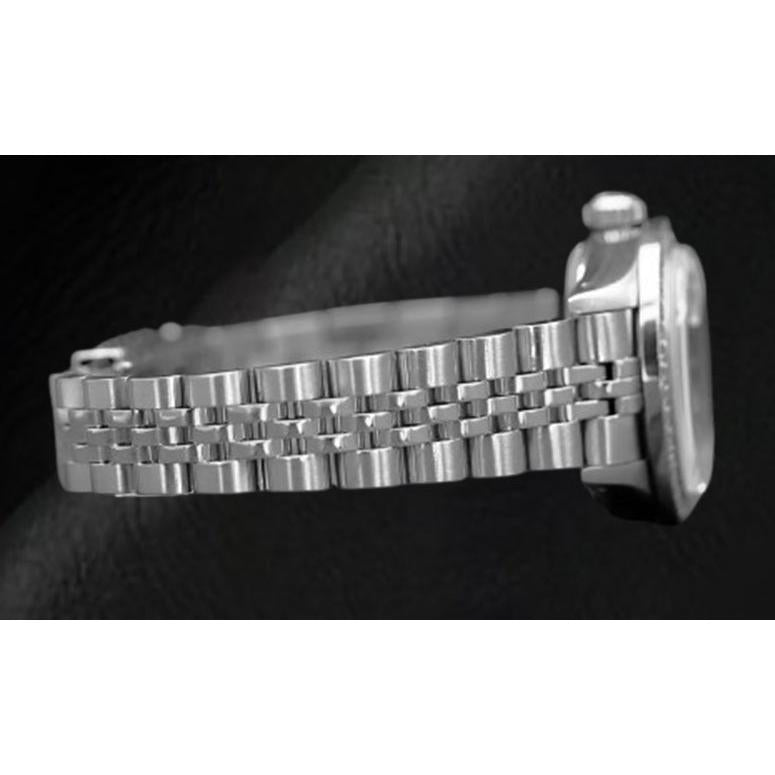 Montre Rolex Datejust 26 mm en acier inoxydable avec cadran en nacre blanche et diamants