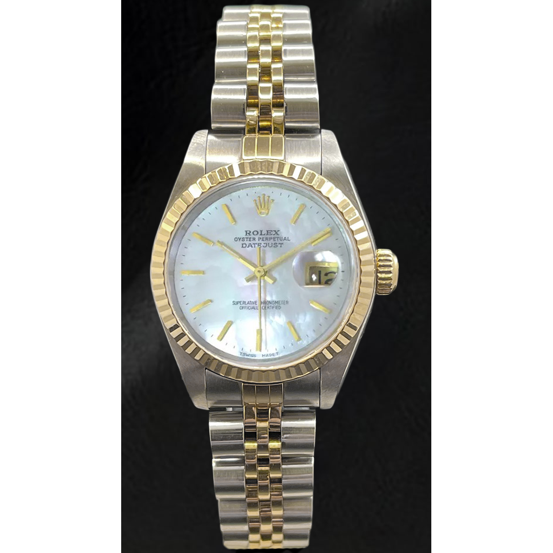 Montre Rolex Datejust 26 mm pour femme avec cadran en nacre et deux tons