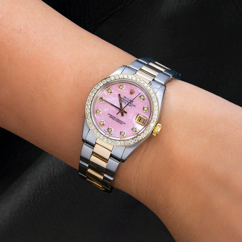 Montre Rolex Datejust 31 mm avec cadran en nacre rose et diamants, bracelet Oyster bicolore