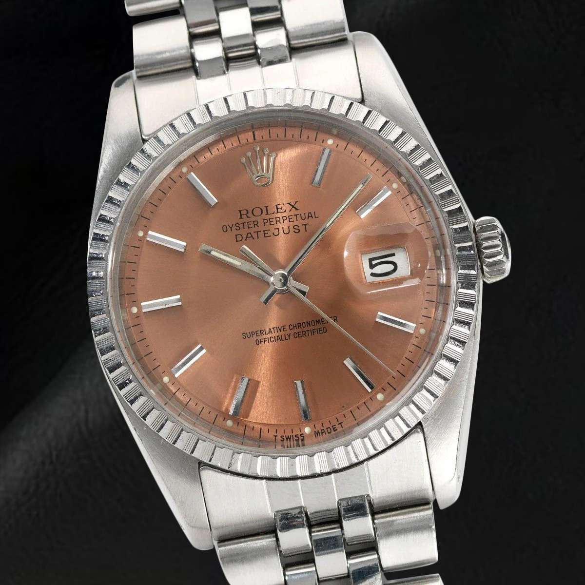 Montre Rolex Datejust 36 mm en acier inoxydable avec cadran saumon