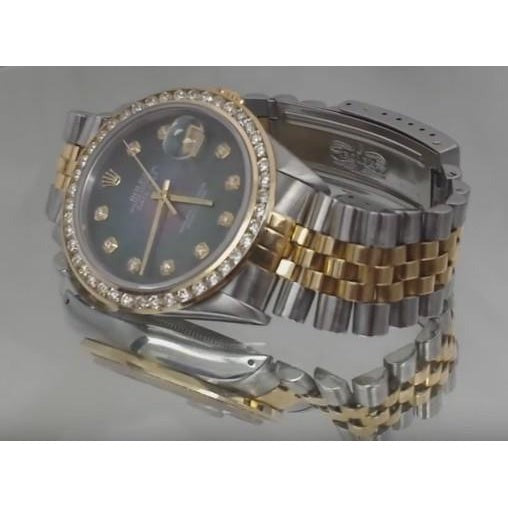 Montre Rolex Datejust  lunette diamant personnalisée deux tons ensemble rapide
